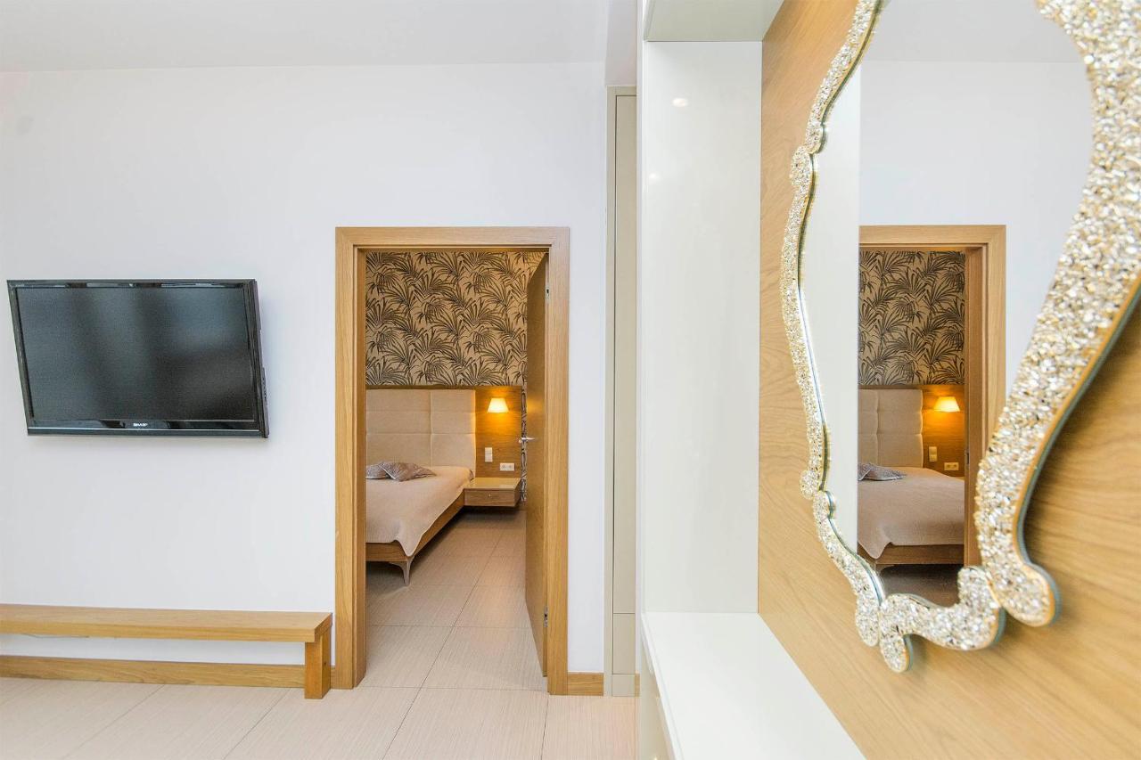 Waniliowy - Neptun Park By Oneapartments Gdańsk Eksteriør bilde